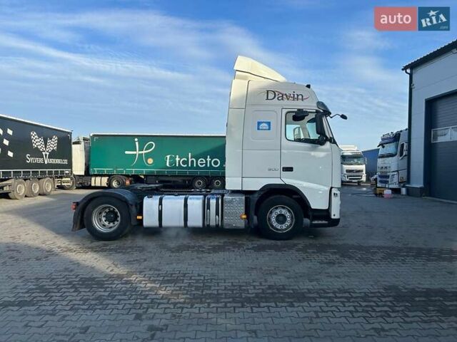 Белый Вольво FH 13, объемом двигателя 12.9 л и пробегом 986 тыс. км за 22800 $, фото 3 на Automoto.ua