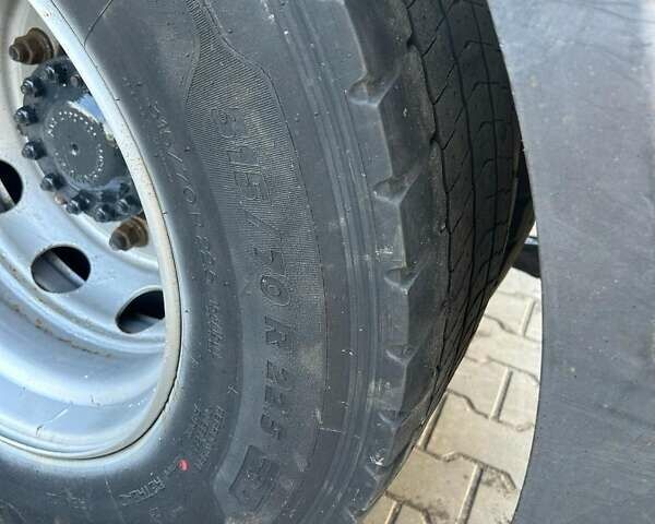 Белый Вольво FH 13, объемом двигателя 12.9 л и пробегом 986 тыс. км за 22800 $, фото 21 на Automoto.ua