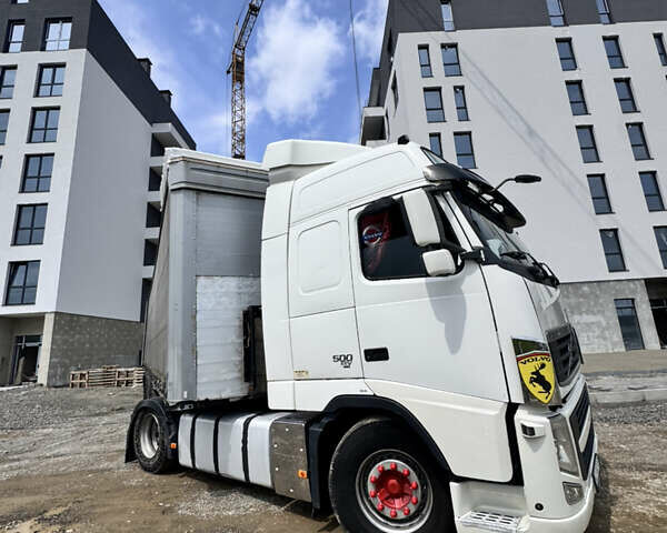 Білий Вольво FH 13, об'ємом двигуна 12.78 л та пробігом 936 тис. км за 10000 $, фото 14 на Automoto.ua