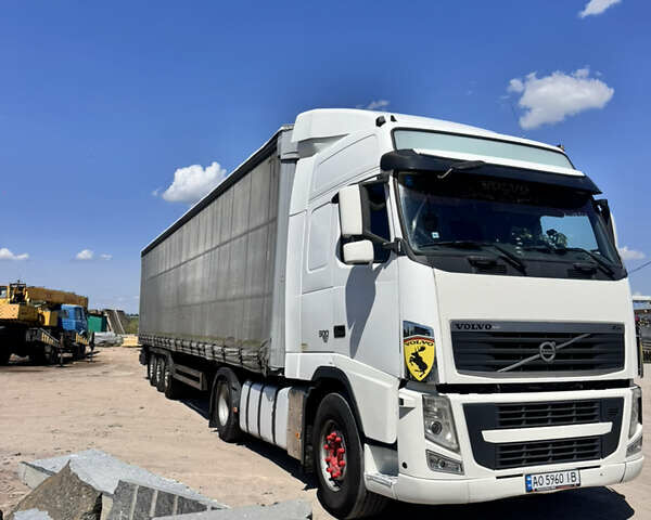Білий Вольво FH 13, об'ємом двигуна 12.78 л та пробігом 936 тис. км за 10000 $, фото 17 на Automoto.ua