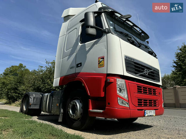 Белый Вольво FH 13, объемом двигателя 12.78 л и пробегом 800 тыс. км за 26500 $, фото 1 на Automoto.ua