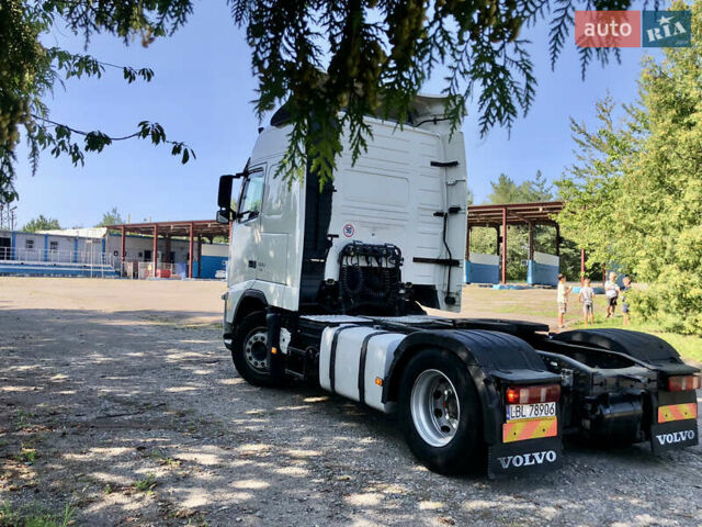 Білий Вольво FH 13, об'ємом двигуна 12 л та пробігом 150 тис. км за 23650 $, фото 18 на Automoto.ua