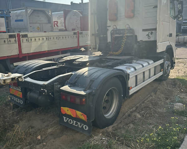 Белый Вольво FH 13, объемом двигателя 12.78 л и пробегом 878 тыс. км за 18500 $, фото 5 на Automoto.ua