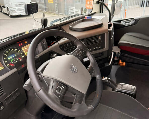 Білий Вольво FH 13, об'ємом двигуна 12.9 л та пробігом 1 тис. км за 28961 $, фото 16 на Automoto.ua