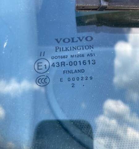 Білий Вольво FH 13, об'ємом двигуна 12.78 л та пробігом 830 тис. км за 20888 $, фото 8 на Automoto.ua