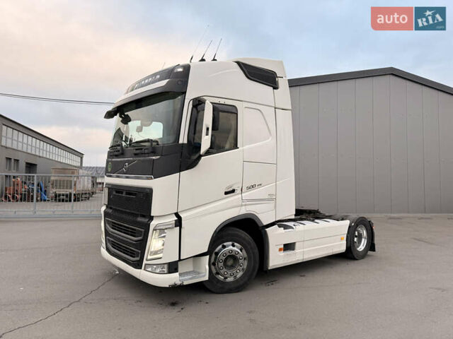 Білий Вольво FH 13, об'ємом двигуна 12.9 л та пробігом 1 тис. км за 28961 $, фото 1 на Automoto.ua