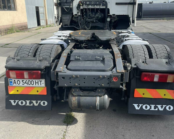 Білий Вольво FH 13, об'ємом двигуна 12.78 л та пробігом 220 тис. км за 21500 $, фото 6 на Automoto.ua