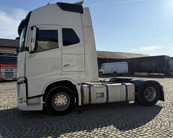 Білий Вольво FH 13, об'ємом двигуна 12.78 л та пробігом 840 тис. км за 32000 $, фото 8 на Automoto.ua