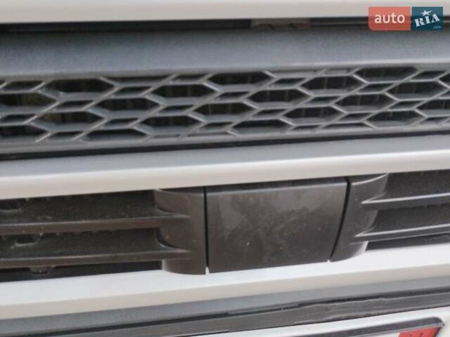 Белый Вольво FH 13, объемом двигателя 0 л и пробегом 809 тыс. км за 35900 $, фото 8 на Automoto.ua