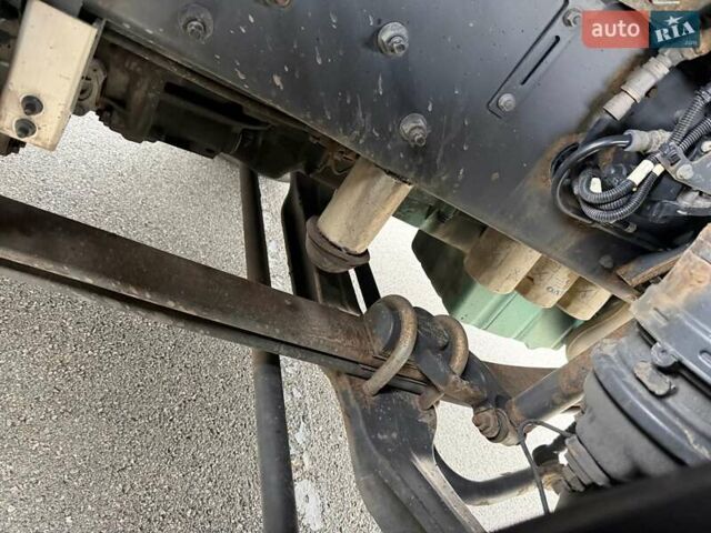 Білий Вольво FH 13, об'ємом двигуна 12.8 л та пробігом 989 тис. км за 28500 $, фото 12 на Automoto.ua