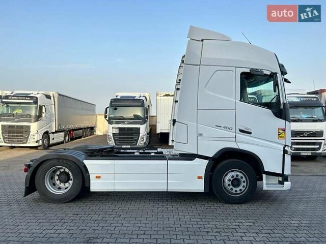 Белый Вольво FH 13, объемом двигателя 12.9 л и пробегом 948 тыс. км за 30100 $, фото 4 на Automoto.ua