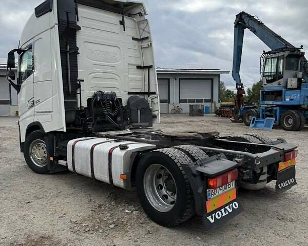 Белый Вольво FH 13, объемом двигателя 0 л и пробегом 1 тыс. км за 23800 $, фото 16 на Automoto.ua