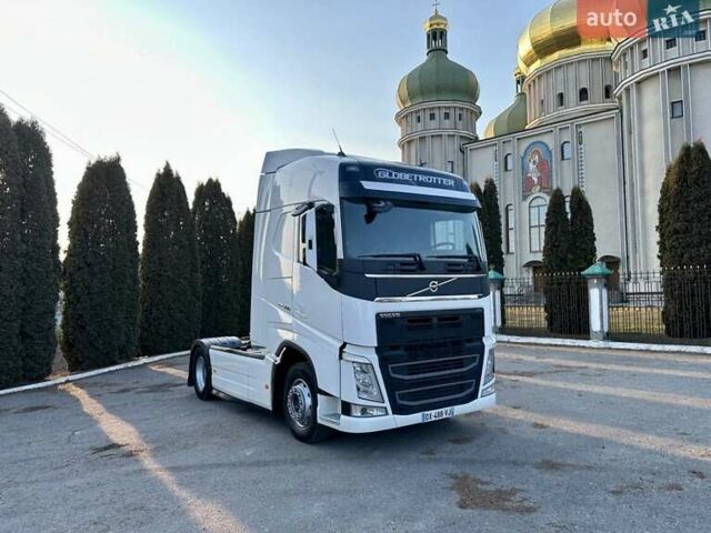 Білий Вольво FH 13, об'ємом двигуна 0 л та пробігом 600 тис. км за 39999 $, фото 179 на Automoto.ua