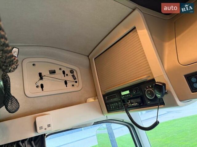 Вольво FH 13 2016 в Киеве на Automoto.ua Белый Вольво FH 13, объемом двигателя 12.78 л и пробегом 962 тыс. км за 28900 $, фото 20 на Automoto.ua