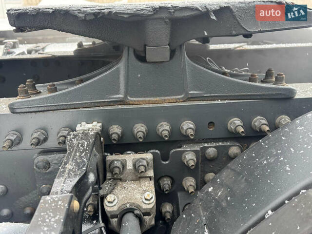 Білий Вольво FH 13, об'ємом двигуна 0 л та пробігом 820 тис. км за 37807 $, фото 24 на Automoto.ua