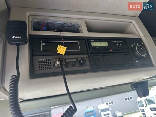 Білий Вольво FH 13, об'ємом двигуна 12.77 л та пробігом 120 тис. км за 29900 $, фото 18 на Automoto.ua