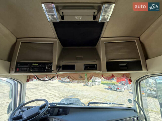 Белый Вольво FH 13, объемом двигателя 0 л и пробегом 670 тыс. км за 38500 $, фото 39 на Automoto.ua