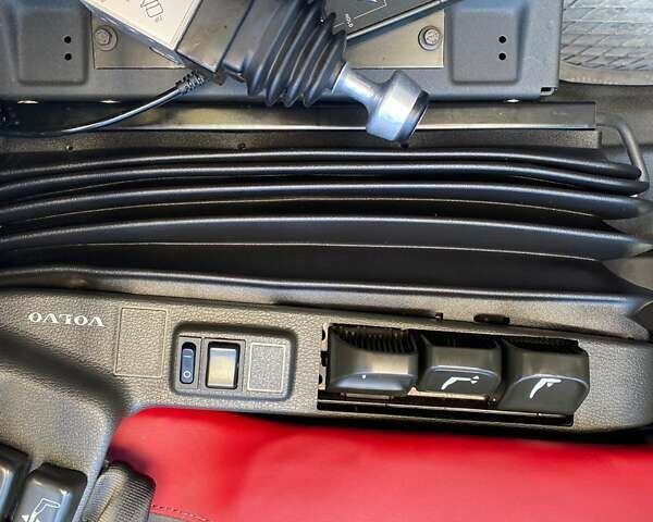 Белый Вольво FH 13, объемом двигателя 12.9 л и пробегом 780 тыс. км за 39500 $, фото 41 на Automoto.ua