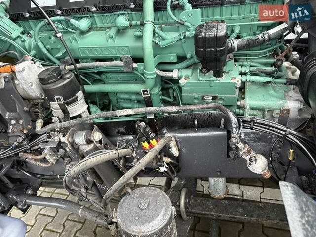 Белый Вольво FH 13, объемом двигателя 12.9 л и пробегом 700 тыс. км за 44888 $, фото 24 на Automoto.ua