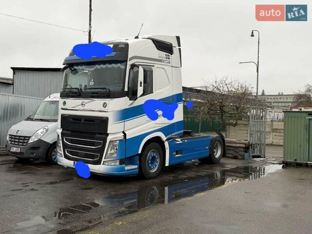 Білий Вольво FH 13, об'ємом двигуна 0 л та пробігом 920 тис. км за 38557 $, фото 1 на Automoto.ua