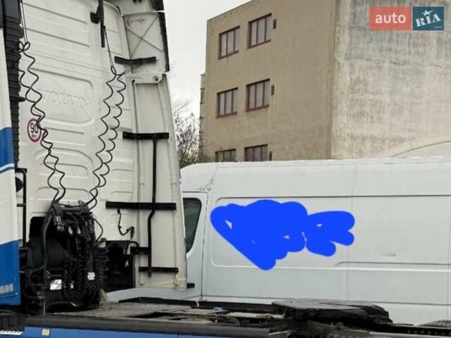 Білий Вольво FH 13, об'ємом двигуна 0 л та пробігом 920 тис. км за 38557 $, фото 2 на Automoto.ua
