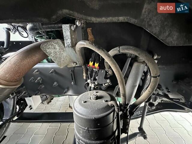 Білий Вольво FH 13, об'ємом двигуна 0 л та пробігом 690 тис. км за 47999 $, фото 128 на Automoto.ua