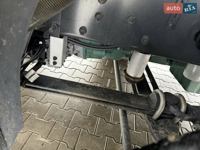 Белый Вольво FH 13, объемом двигателя 12.9 л и пробегом 700 тыс. км за 44888 $, фото 12 на Automoto.ua