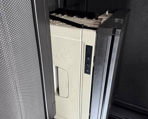 Белый Вольво FH 13, объемом двигателя 12.9 л и пробегом 700 тыс. км за 44888 $, фото 22 на Automoto.ua