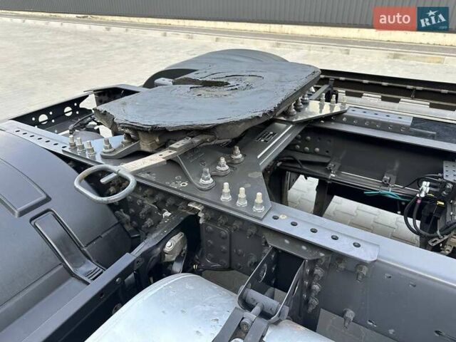 Білий Вольво FH 13, об'ємом двигуна 0 л та пробігом 690 тис. км за 47999 $, фото 107 на Automoto.ua