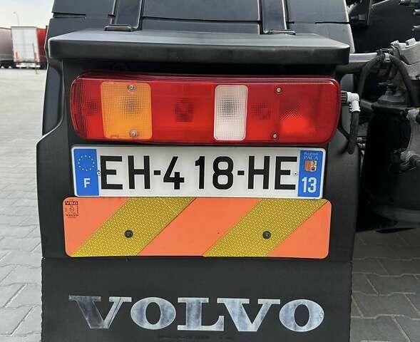 Білий Вольво FH 13, об'ємом двигуна 0 л та пробігом 690 тис. км за 47999 $, фото 98 на Automoto.ua