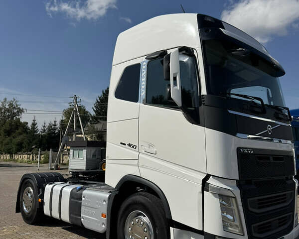 Белый Вольво FH 13, объемом двигателя 12.6 л и пробегом 870 тыс. км за 43900 $, фото 54 на Automoto.ua