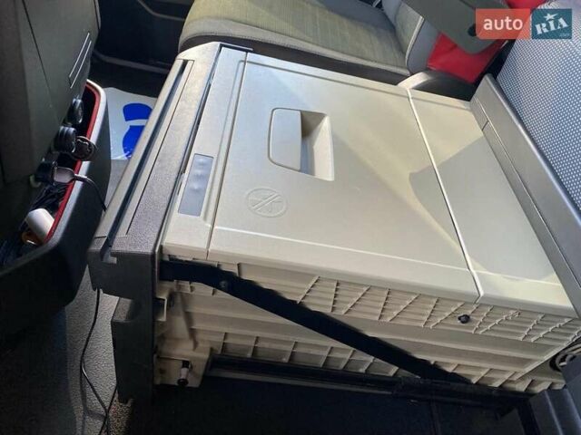 Білий Вольво FH 13, об'ємом двигуна 12.9 л та пробігом 780 тис. км за 53529 $, фото 35 на Automoto.ua