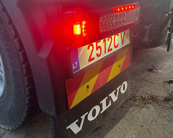 Білий Вольво FH 13, об'ємом двигуна 12 л та пробігом 236 тис. км за 89425 $, фото 13 на Automoto.ua