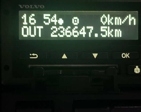 Білий Вольво FH 13, об'ємом двигуна 12 л та пробігом 236 тис. км за 89425 $, фото 6 на Automoto.ua