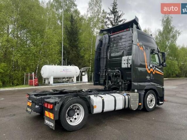 Черный Вольво FH 13, объемом двигателя 13 л и пробегом 900 тыс. км за 27300 $, фото 3 на Automoto.ua
