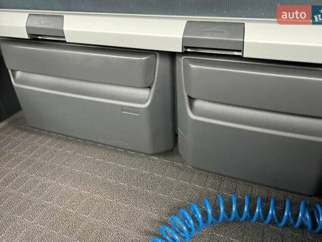 Черный Вольво FH 13, объемом двигателя 13 л и пробегом 900 тыс. км за 27300 $, фото 23 на Automoto.ua