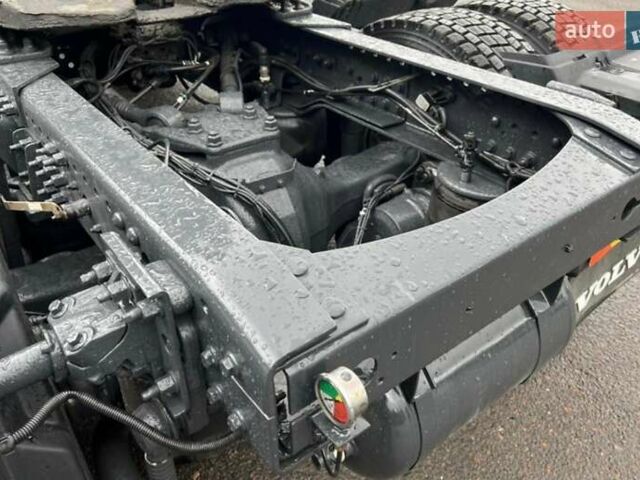 Черный Вольво FH 13, объемом двигателя 13 л и пробегом 900 тыс. км за 27300 $, фото 35 на Automoto.ua