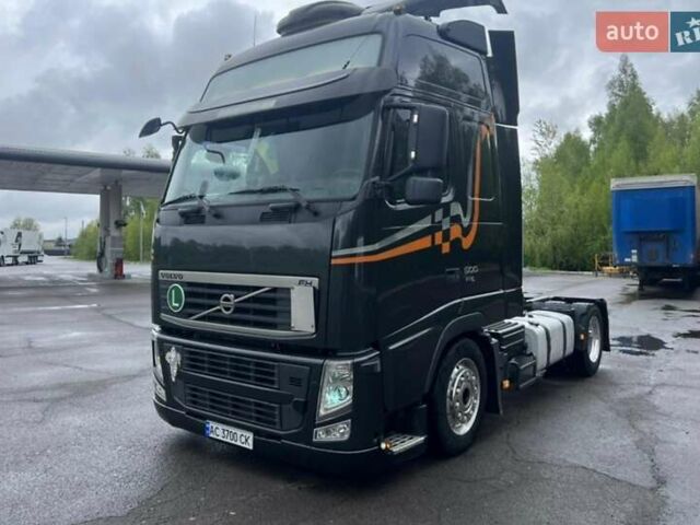 Черный Вольво FH 13, объемом двигателя 13 л и пробегом 900 тыс. км за 27300 $, фото 12 на Automoto.ua