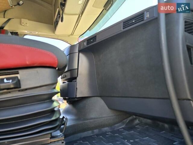 Черный Вольво FH 13, объемом двигателя 0 л и пробегом 876 тыс. км за 33853 $, фото 13 на Automoto.ua