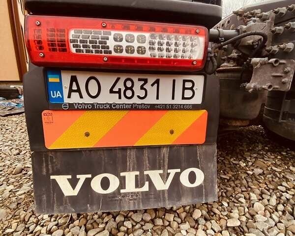 Чорний Вольво FH 13, об'ємом двигуна 0 л та пробігом 979 тис. км за 33900 $, фото 92 на Automoto.ua
