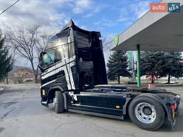 Черный Вольво FH 13, объемом двигателя 0 л и пробегом 979 тыс. км за 35000 $, фото 9 на Automoto.ua
