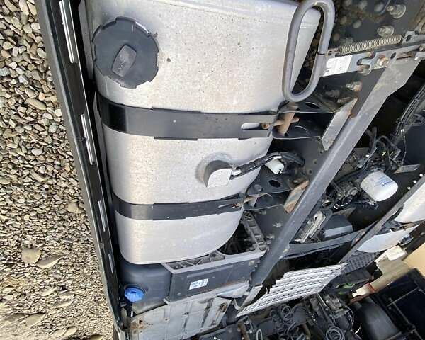 Черный Вольво FH 13, объемом двигателя 0 л и пробегом 979 тыс. км за 35000 $, фото 37 на Automoto.ua
