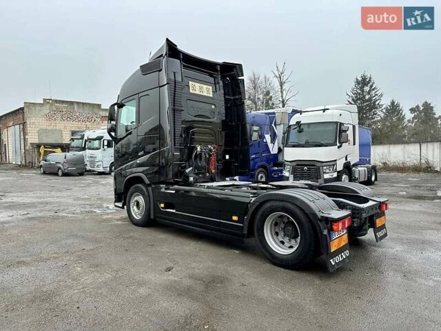 Черный Вольво FH 13, объемом двигателя 0 л и пробегом 700 тыс. км за 41999 $, фото 19 на Automoto.ua