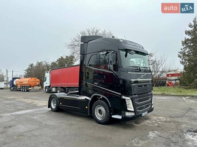 Черный Вольво FH 13, объемом двигателя 0 л и пробегом 700 тыс. км за 41999 $, фото 9 на Automoto.ua