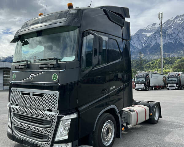 Чорний Вольво FH 13, об'ємом двигуна 0 л та пробігом 605 тис. км за 65000 $, фото 1 на Automoto.ua