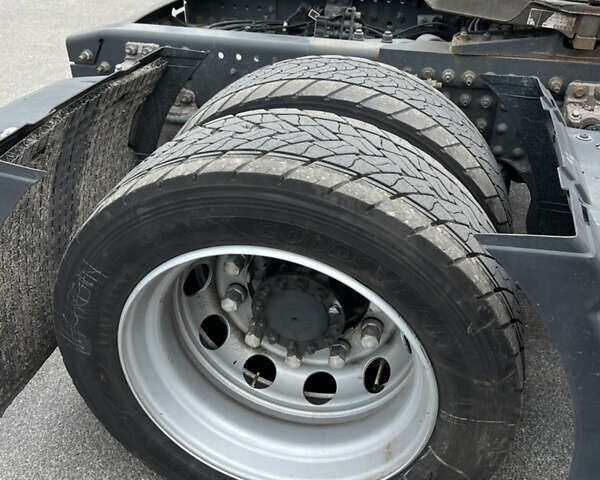 Чорний Вольво FH 13, об'ємом двигуна 0 л та пробігом 605 тис. км за 65000 $, фото 6 на Automoto.ua