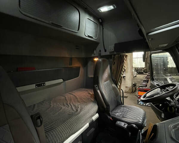 Коричневий Вольво FH 13, об'ємом двигуна 0 л та пробігом 913 тис. км за 29100 $, фото 21 на Automoto.ua