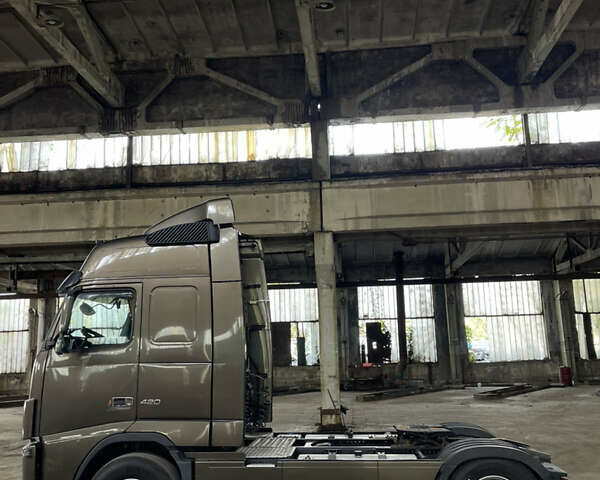 Коричневий Вольво FH 13, об'ємом двигуна 0 л та пробігом 913 тис. км за 29100 $, фото 6 на Automoto.ua