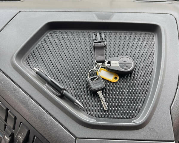 Коричневий Вольво FH 13, об'ємом двигуна 0 л та пробігом 913 тис. км за 29100 $, фото 20 на Automoto.ua