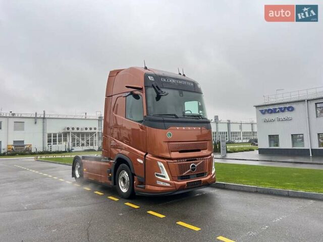 Коричневый Вольво FH 13, объемом двигателя 0 л и пробегом 2 тыс. км за 165164 $, фото 2 на Automoto.ua